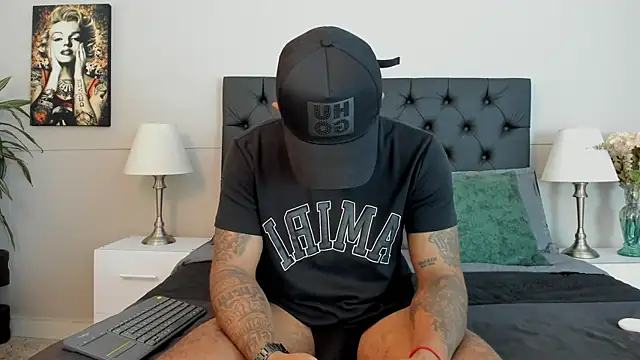 Robin Rief online show from October 10, 2025, 3:29 am