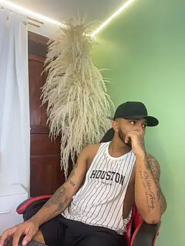 Snapshot of Robin_Rief chatting on February 7, 2026, 3:36 am Robin Rief online show from February 7, 2026, 3:36 am