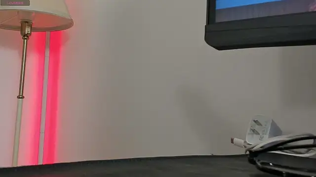 Snapshot of savage_sweethearts chatting on December 18, 2025, 3:55 am savage sweethearts online show from December 18, 2025, 3:55 am