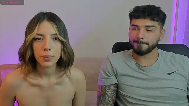 Snapshot of savage_sweethearts chatting on September 13, 2025, 1:49 am savage sweethearts online show from September 13, 2025, 1:49 am