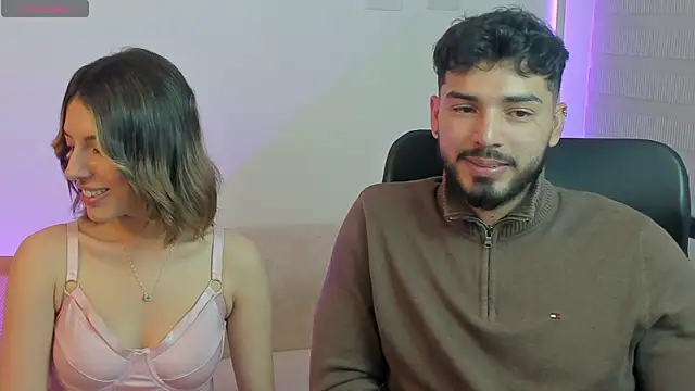 Snapshot of savage_sweethearts chatting on September 10, 2025, 2:21 am savage sweethearts online show from September 10, 2025, 2:21 am