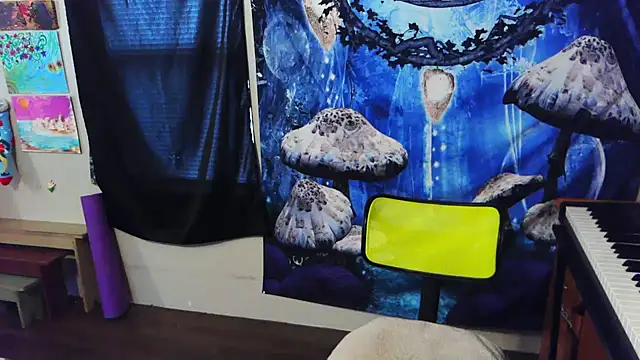  hellostormy  online show from November 24, 2025, 6:19 pm