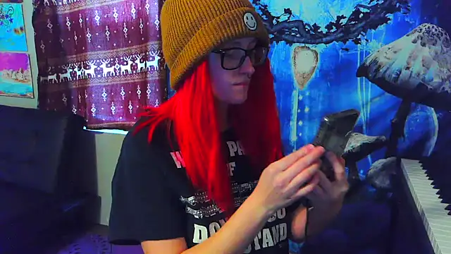  hellostormy  online show from October 25, 2025, 6:52 pm