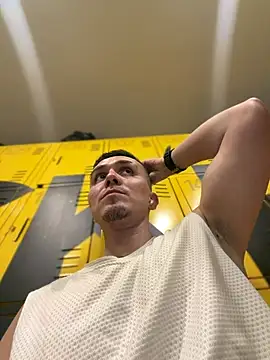 Snapshot of adam-rivera chatting on October 28, 2025, 12:44 am adam-rivera online show from October 28, 2025, 12:44 am