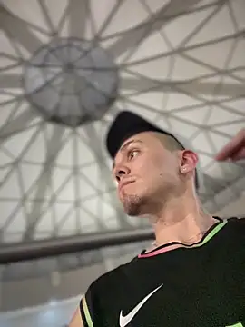 Snapshot of adam-rivera chatting on September 13, 2025, 2:33 am adam-rivera online show from September 13, 2025, 2:33 am