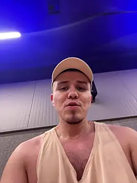 Snapshot of adam-rivera chatting on March 18, 2025, 7:44 pm adam-rivera online show from March 18, 2025, 7:44 pm