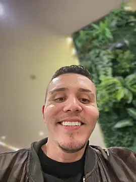 Snapshot of adam-rivera chatting on September 25, 2025, 2:06 am adam-rivera online show from September 25, 2025, 2:06 am