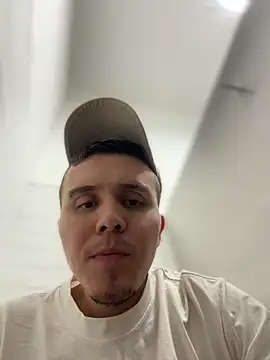 adam-rivera online show from April 21, 2026, 1:42 am
