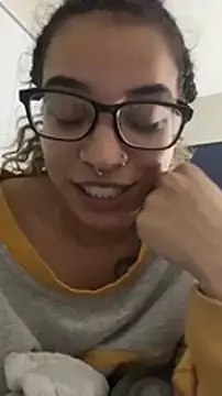 Snapshot of 1prettygem chatting on December 22, 2024, 6:28 am 1prettygem online show from December 22, 2024, 6:28 am