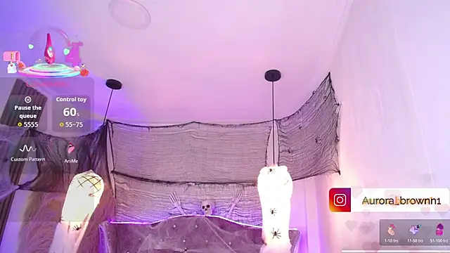 Aurora Brownn online show from October 25, 2025, 4:55 am