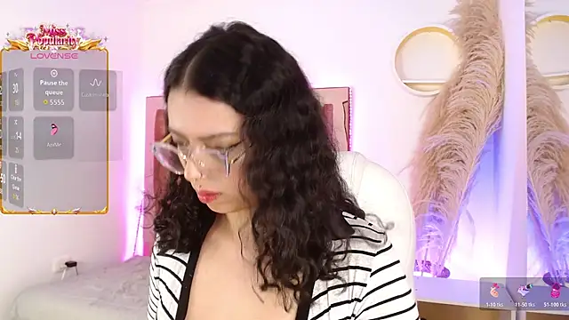 Aurora Brownn online show from February 15, 2026, 1:28 am