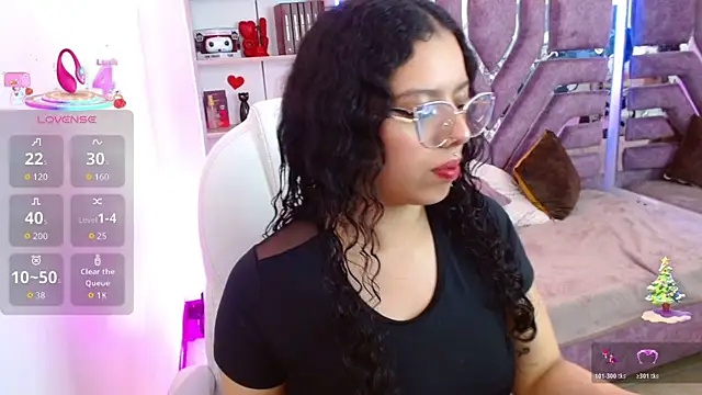 Aurora Brownn online show from December 19, 2025, 4:05 am