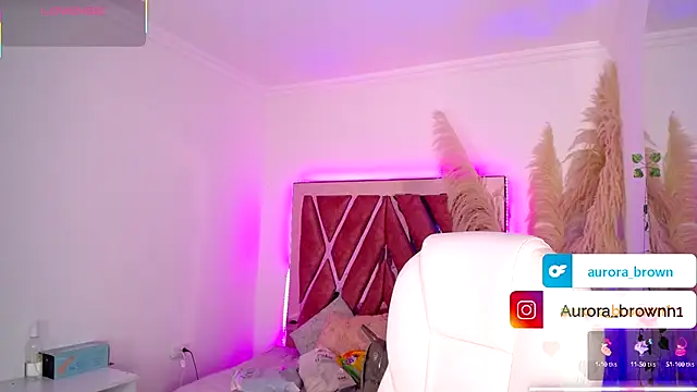 Aurora Brownn online show from September 20, 2025, 5:01 am