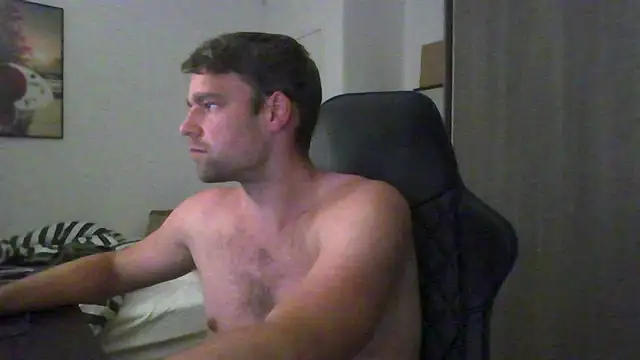 Snapshot of The_big_viking_ chatting on August 4, 2026, 8:02 pm The big viking online show from August 4, 2026, 8:02 pm
