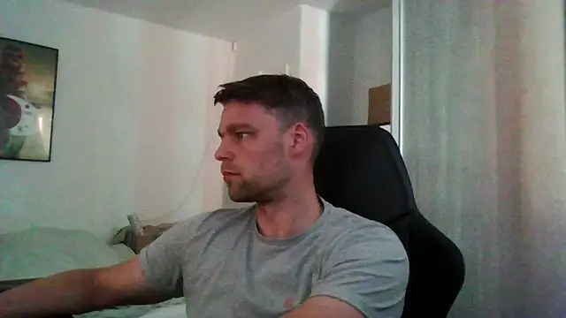 Snapshot of The_big_viking_ chatting on June 21, 2026, 12:22 pm The big viking online show from June 21, 2026, 12:22 pm