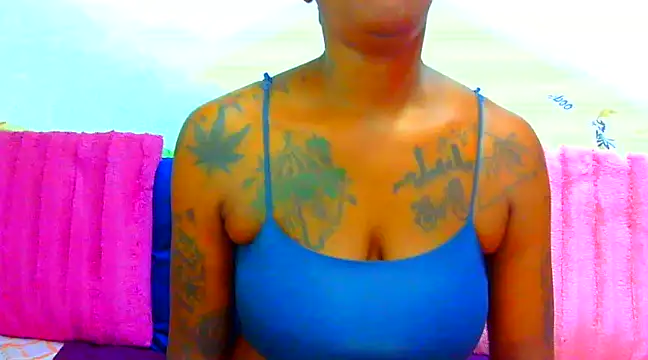 Snapshot of TattoedGoddessxx chatting on March 16, 2025, 8:21 am TattoedGoddessxx online show from March 16, 2025, 8:21 am