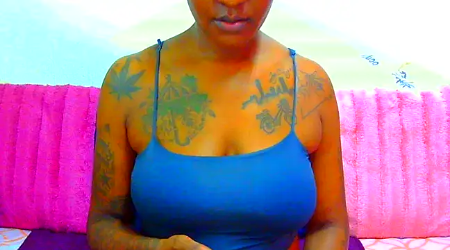 Snapshot of TattoedGoddessxx chatting on March 16, 2025, 12:00 pm TattoedGoddessxx online show from March 16, 2025, 12:00 pm