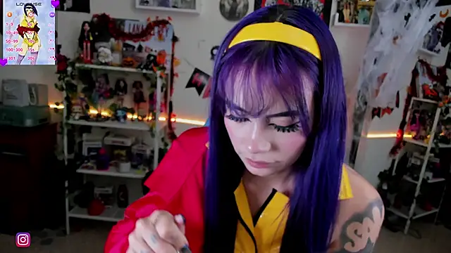 Snapshot of _sakae_ chatting on October 28, 2025, 12:26 pm  sakae  online show from October 28, 2025, 12:26 pm