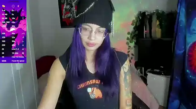 Snapshot of _sakae_ chatting on January 7, 2025, 10:52 pm  sakae  online show from January 7, 2025, 10:52 pm