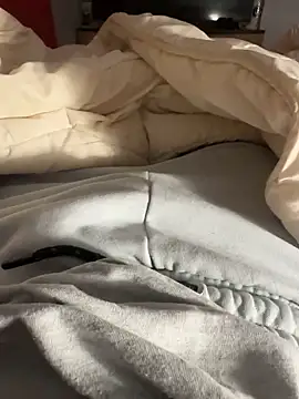 Snapshot of leo_jdk chatting on December 11, 2024, 5:04 pm leo jdk online show from December 11, 2024, 5:04 pm