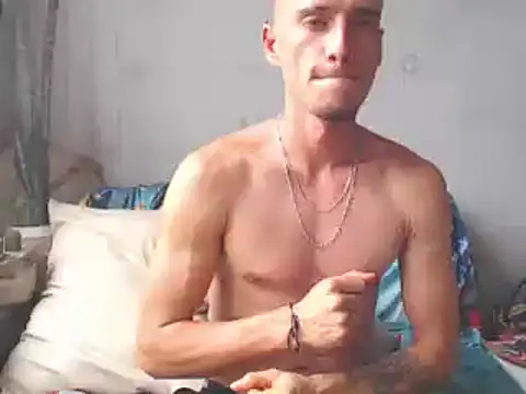 Snapshot of roystonee10 chatting on January 5, 2025, 9:25 pm roystonee10 online show from January 5, 2025, 9:25 pm