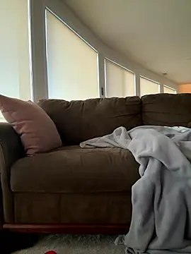 littlemissbabycakes online show from January 15, 2026, 1:09 am