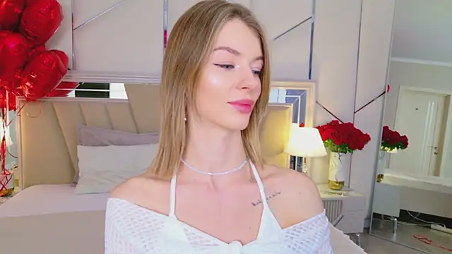 MeganMour online show from February 10, 2026, 5:12 pm