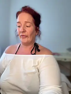 Engel mia online show from September 11, 2025, 10:26 am