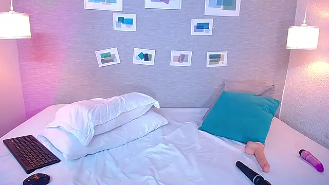 Snapshot of College_whore chatting on February 20, 2025, 5:20 pm College whore online show from February 20, 2025, 5:20 pm