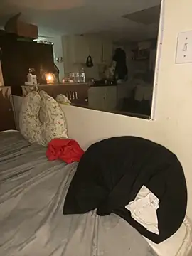 Snapshot of bree4205 chatting on January 2, 2025, 11:27 pm bree4205 online show from January 2, 2025, 11:27 pm