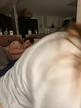 Snapshot of bree4205 chatting on January 1, 2025, 5:44 pm bree4205 online show from January 1, 2025, 5:44 pm