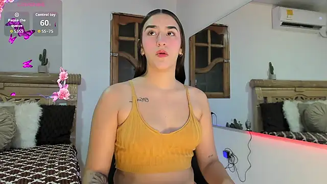 Snapshot of oriana_faddila chatting on April 7, 2026, 5:53 am oriana faddila online show from April 7, 2026, 5:53 am