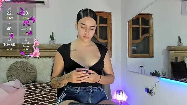 Snapshot of oriana_faddila chatting on May 8, 2026, 2:37 am oriana faddila online show from May 8, 2026, 2:37 am