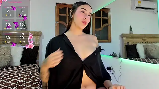 Snapshot of oriana_faddila chatting on April 8, 2026, 3:30 am oriana faddila online show from April 8, 2026, 3:30 am