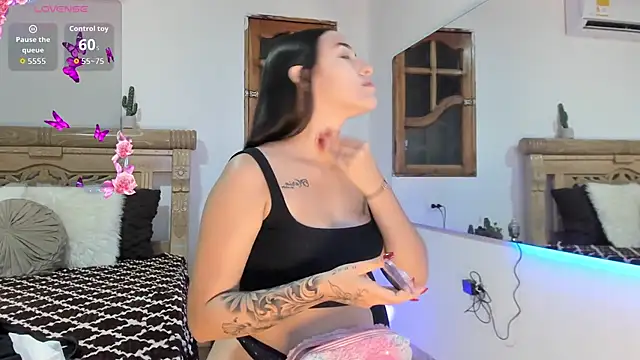 Snapshot of oriana_faddila chatting on April 12, 2026, 3:10 am oriana faddila online show from April 12, 2026, 3:10 am