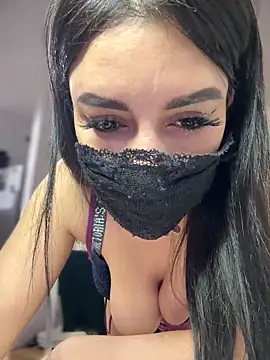 Snapshot of reema6969 chatting on December 17, 2024, 10:54 pm reema6969 online show from December 17, 2024, 10:54 pm