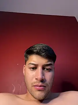 Snapshot of emiliano177 chatting on December 12, 2024, 7:15 pm emiliano177 online show from December 12, 2024, 7:15 pm