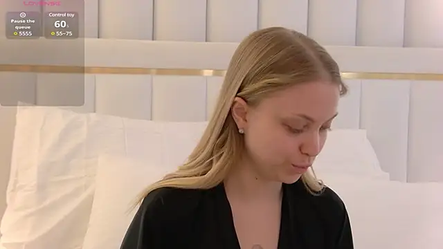 DorisHell online show from March 4, 2025, 6:07 pm