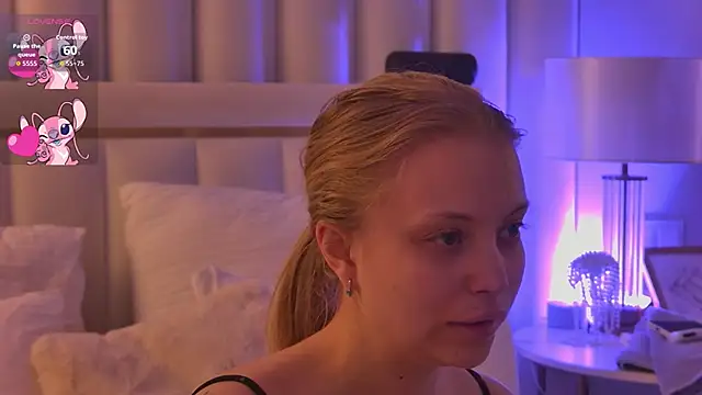 DorisHell online show from October 28, 2025, 3:07 am