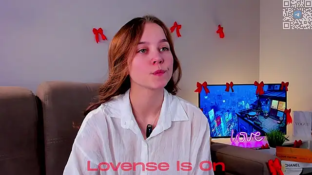 FalineDowlen online show from February 14, 2026, 2:34 am