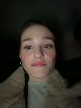 Snapshot of Mia_Mia_M chatting on March 4, 2026, 4:37 pm Mia Mia M online show from March 4, 2026, 4:37 pm