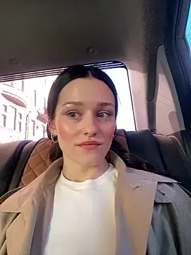 Snapshot of Mia_Mia_M chatting on April 9, 2026, 1:39 pm Mia Mia M online show from April 9, 2026, 1:39 pm