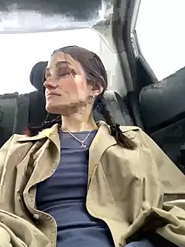 Snapshot of Mia_Mia_M chatting on April 3, 2026, 3:18 pm Mia Mia M online show from April 3, 2026, 3:18 pm