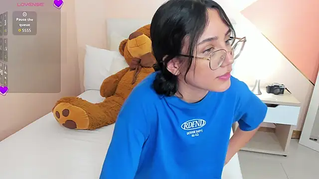 jaade evergreen online show from November 10, 2025, 6:13 pm