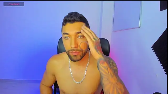 Snapshot of Sweet_and_caramel chatting on February 9, 2026, 10:35 am Sweet and caramel online show from February 9, 2026, 10:35 am