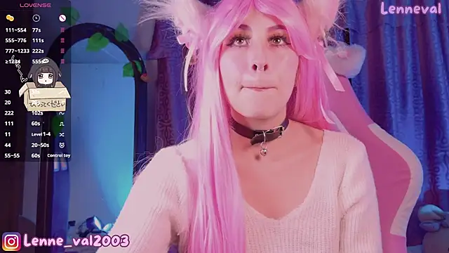 Snapshot of Lenneval1 chatting on November 9, 2025, 3:10 am Lenneval1 online show from November 9, 2025, 3:10 am