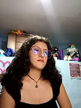 Snapshot of LoveElectra chatting on April 7, 2026, 12:45 am LoveElectra online show from April 7, 2026, 12:45 am