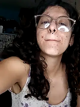 Snapshot of LoveElectra chatting on March 10, 2025, 1:21 pm LoveElectra online show from March 10, 2025, 1:21 pm