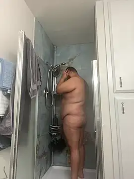 Snapshot of daddymaniaco69 chatting on January 27, 2025, 7:35 pm daddymaniaco69 online show from January 27, 2025, 7:35 pm