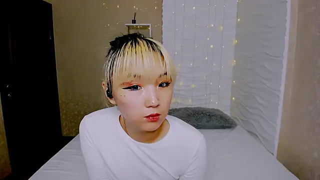 Milla Aheo online show from February 13, 2026, 4:12 am